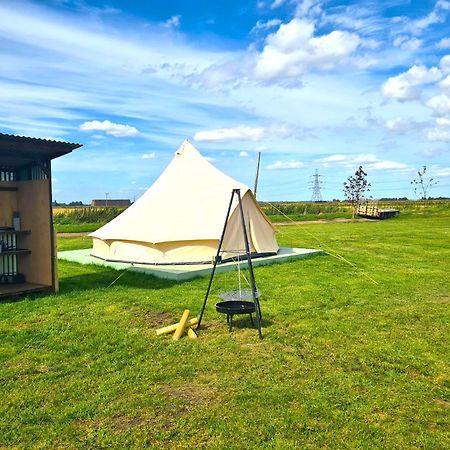Boyce Fen Farm Retreat Glamping & Fishery Villa Уисбийч Екстериор снимка